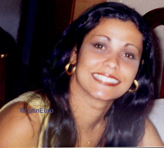 Date this passionate Brazil girl Eliane from BARRETOS B8188