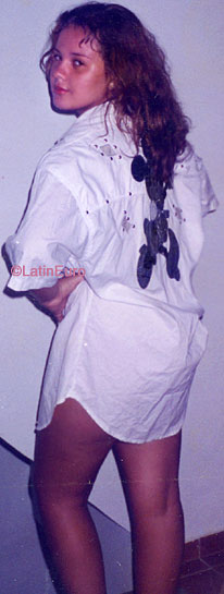 Date this tall Brazil girl Lilia from RIO DE JANEIRO B8238