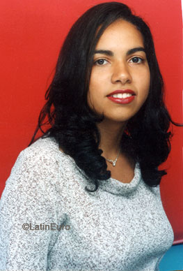 Date this fun Brazil girl Raquel from GRAVATA B8262