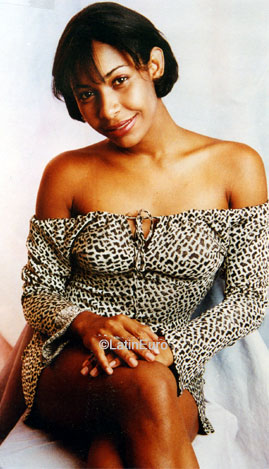 Date this stunning Brazil girl Barbara from FEIRA DE SANTANA B8266