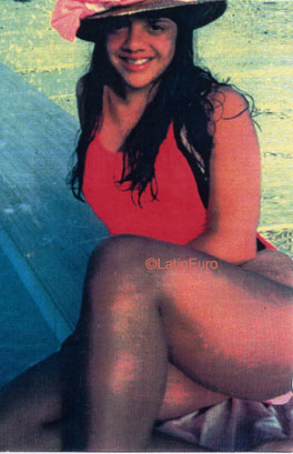 Date this delightful Brazil girl Claudine from SAO PAULO B8376