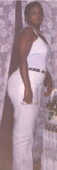 Date this exotic Brazil girl Helena from RIO DE JANEIRO B8382