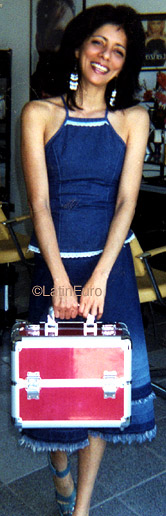 Date this funny Brazil girl Josia from SAO JOSE B8577