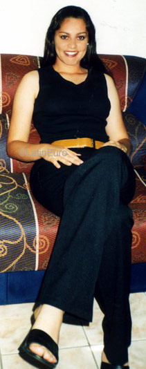 Date this voluptuous Brazil girl Andreia from PIRACICABA B8668