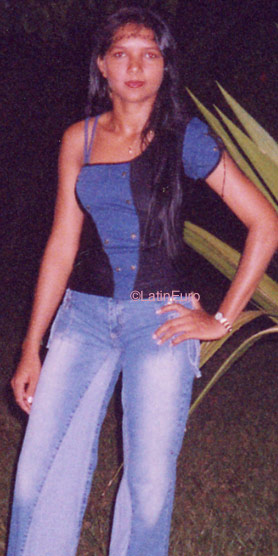 Date this good-looking Brazil girl Maria from ALTAMIRA B8683