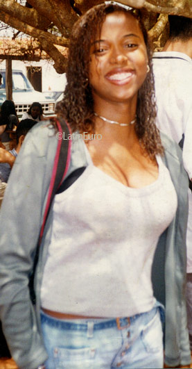 Date this beautiful Brazil girl Edineide from SALVADOR B8697