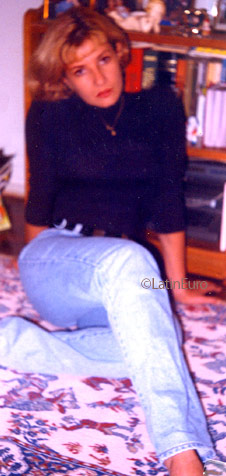 Date this young Brazil girl Elizabeth from BRASILIA B8712