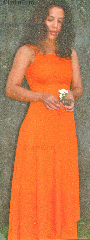 Date this athletic Brazil girl Patricia from Acu B981