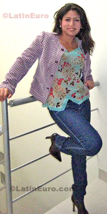 Date this pretty Peru girl Margarita from Lima N-1083
