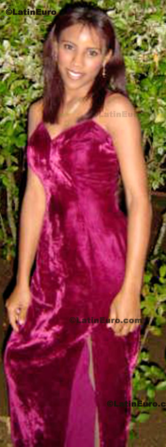 Date this stunning Dominican Republic girl Claribel from  N-1296