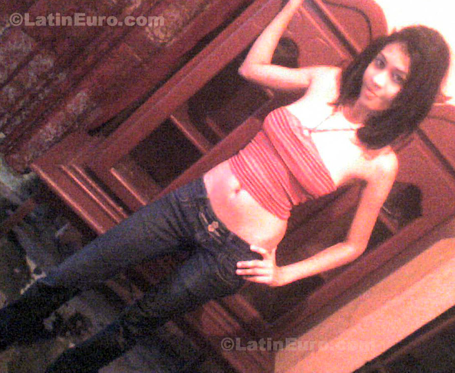 Date this young Dominican Republic girl Pamela from San Cristobal N-1419