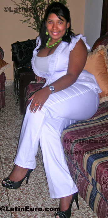 Date this tall Dominican Republic girl Noelia from Santo Domingo N-1463