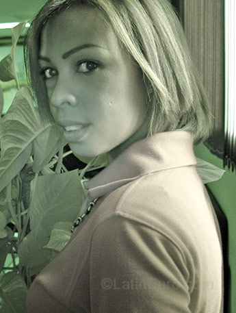 Date this young Dominican Republic girl Maria from Santo Domingo N-1554