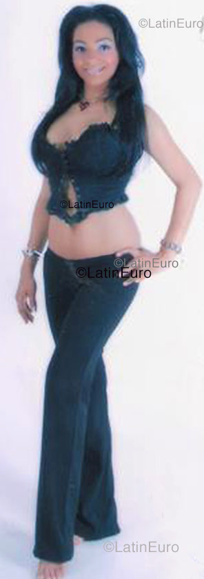 Date this fun Dominican Republic girl Maireni from Santo Domingo N-157