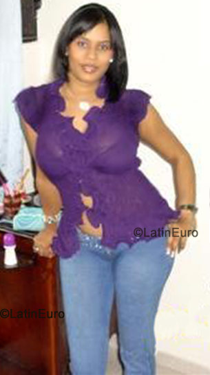 Date this tall Dominican Republic girl Johanna from  N-1597