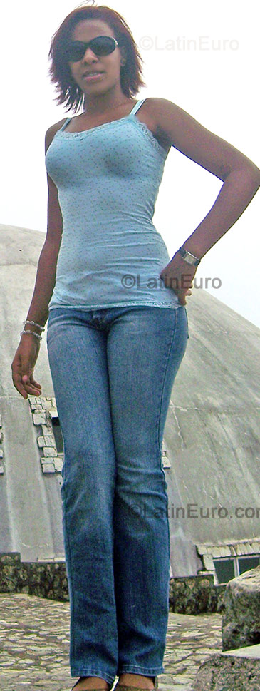 Date this hard body Dominican Republic girl Diana from Puerto Plata N-1602