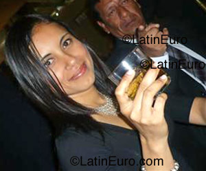 Date this georgeous Peru girl Vanessa from Chiclayo N-208