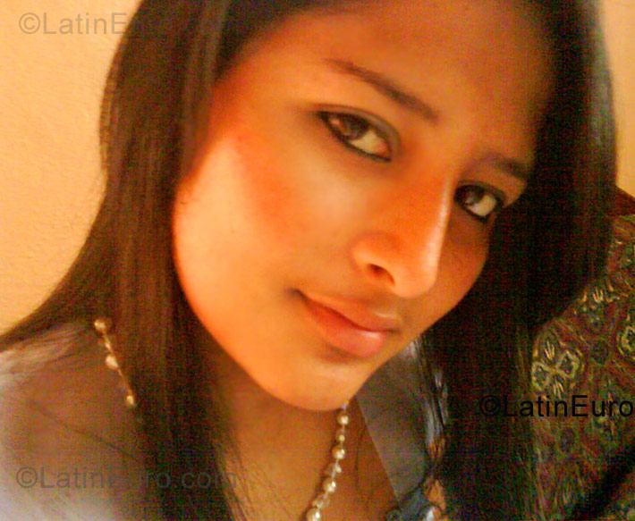 Date this georgeous Any Country girl Gabriela from  N-368