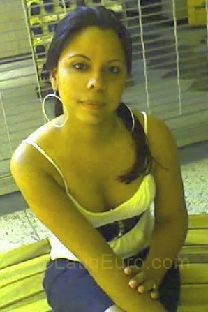 Date this charming Dominican Republic girl Josefina from Santo Domingo N-430