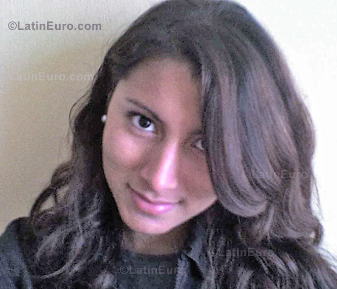 Date this young Peru girl Alicia from Lima N-439