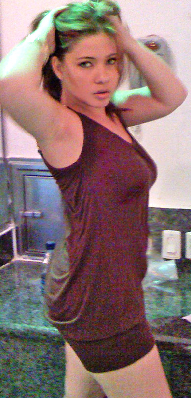 Date this gorgeous Dominican Republic girl Anis from Santiago N-529