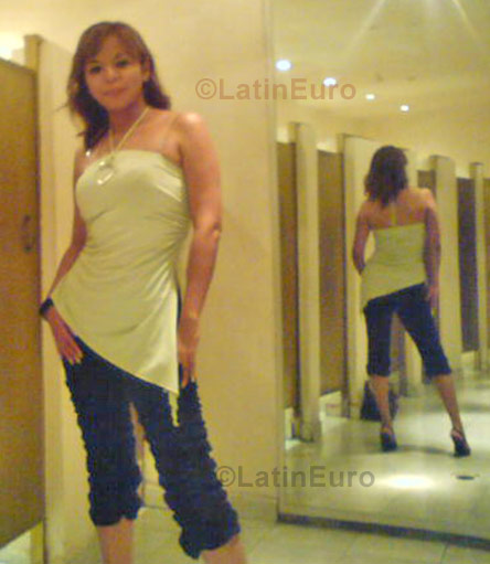 Date this gorgeous Mexico girl Claudia from  N-620