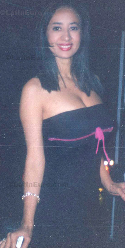 Date this cute Honduras girl Carmen from Comayaguela N-758