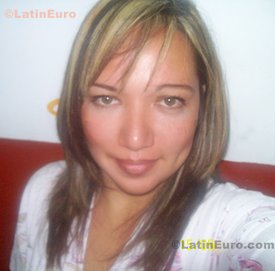 Date this delightful Mexico girl Paola from Guadalajara N-772