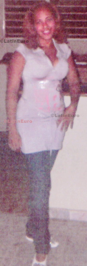 Date this good-looking Dominican Republic girl Carmen from Santiago N-812
