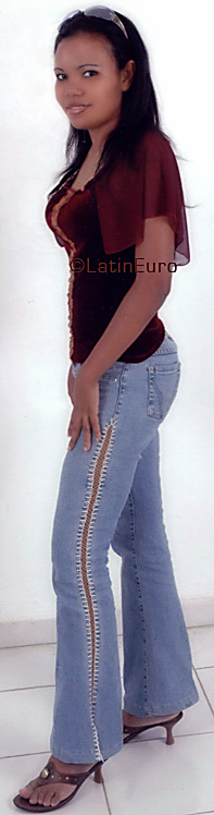 Date this funny Dominican Republic girl Anny from Santiago N1047