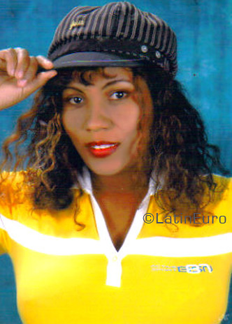 Date this attractive Dominican Republic girl Belkis from Santo Domingo N1053