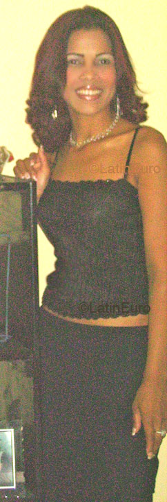 Date this young Dominican Republic girl Rocio from Santo Domingo N1177