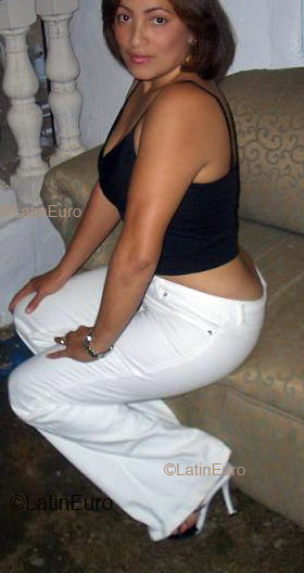 Date this delightful Dominican Republic girl Mari from Bonao N1199