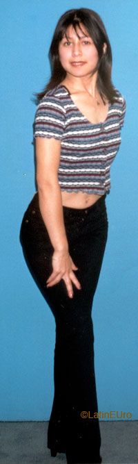 Date this foxy Peru girl Claudia from Lima N1626