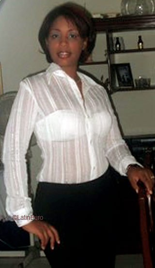 Date this georgeous Dominican Republic girl Bertha from  N1659