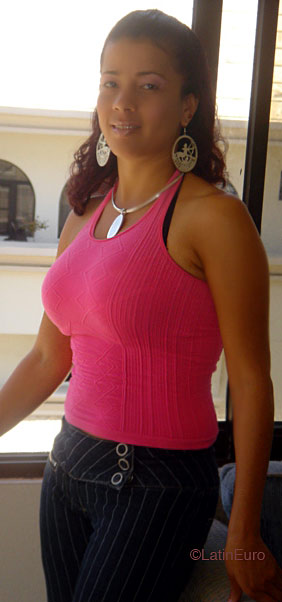 Date this exotic Dominican Republic girl Mildred from  N1693