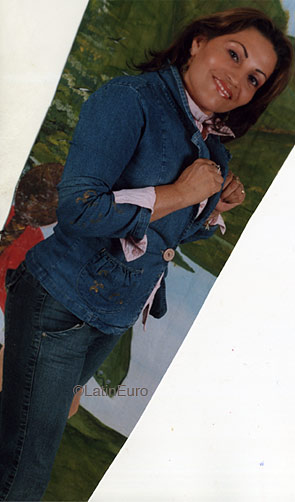 Date this happy Venezuela girl Zoraya from  N1709