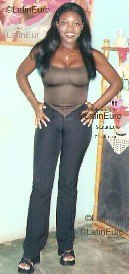 Date this fun Dominican Republic girl Iris from San Cristobal N171
