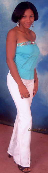 Date this voluptuous Dominican Republic girl Guillermina from  N1735