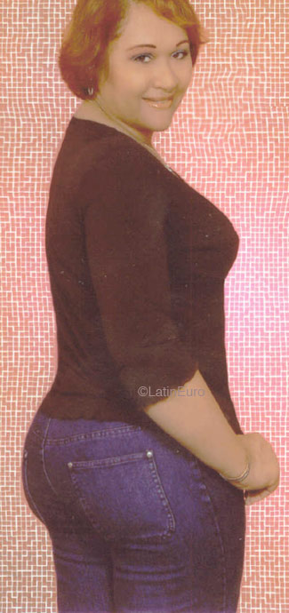 Date this voluptuous Dominican Republic girl Yudith from Santo Domingo N1757