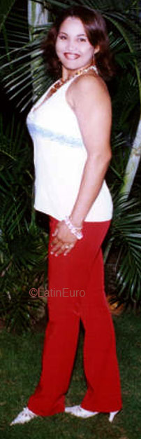 Date this athletic Dominican Republic girl Maria from  N1761