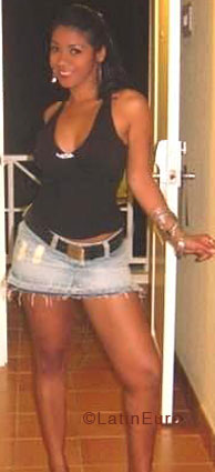 Date this passionate Dominican Republic girl Elizabeth from Higuey N2129