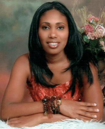 Date this good-looking Dominican Republic girl Giovanna from Santiago N2153