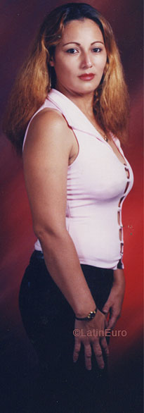 Date this young Honduras girl Miriam from Yoro N2220