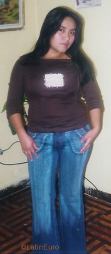 Date this happy Peru girl Ingrith from Callao N2253