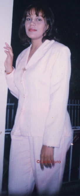 Date this sultry Dominican Republic girl Ana from Santo Domingo N2275