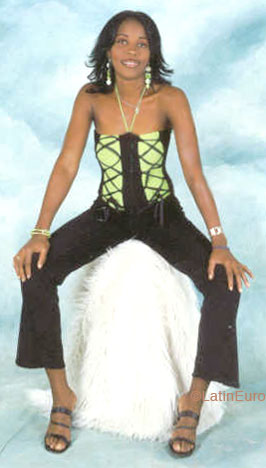 Date this attractive Dominican Republic girl Maldier from Santo Domingo N2380