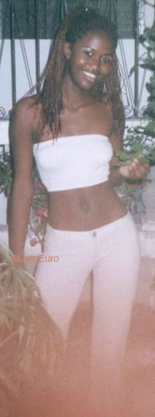 Date this sensual Honduras girl Blanca from Choloma N2393
