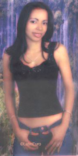 Date this pretty Dominican Republic girl Maribel from Nagua N2466