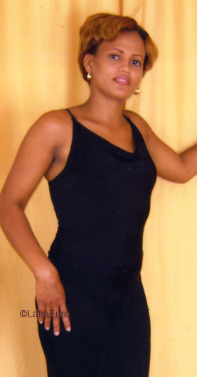 Date this foxy Dominican Republic girl Jenny from San Cristobal N2613